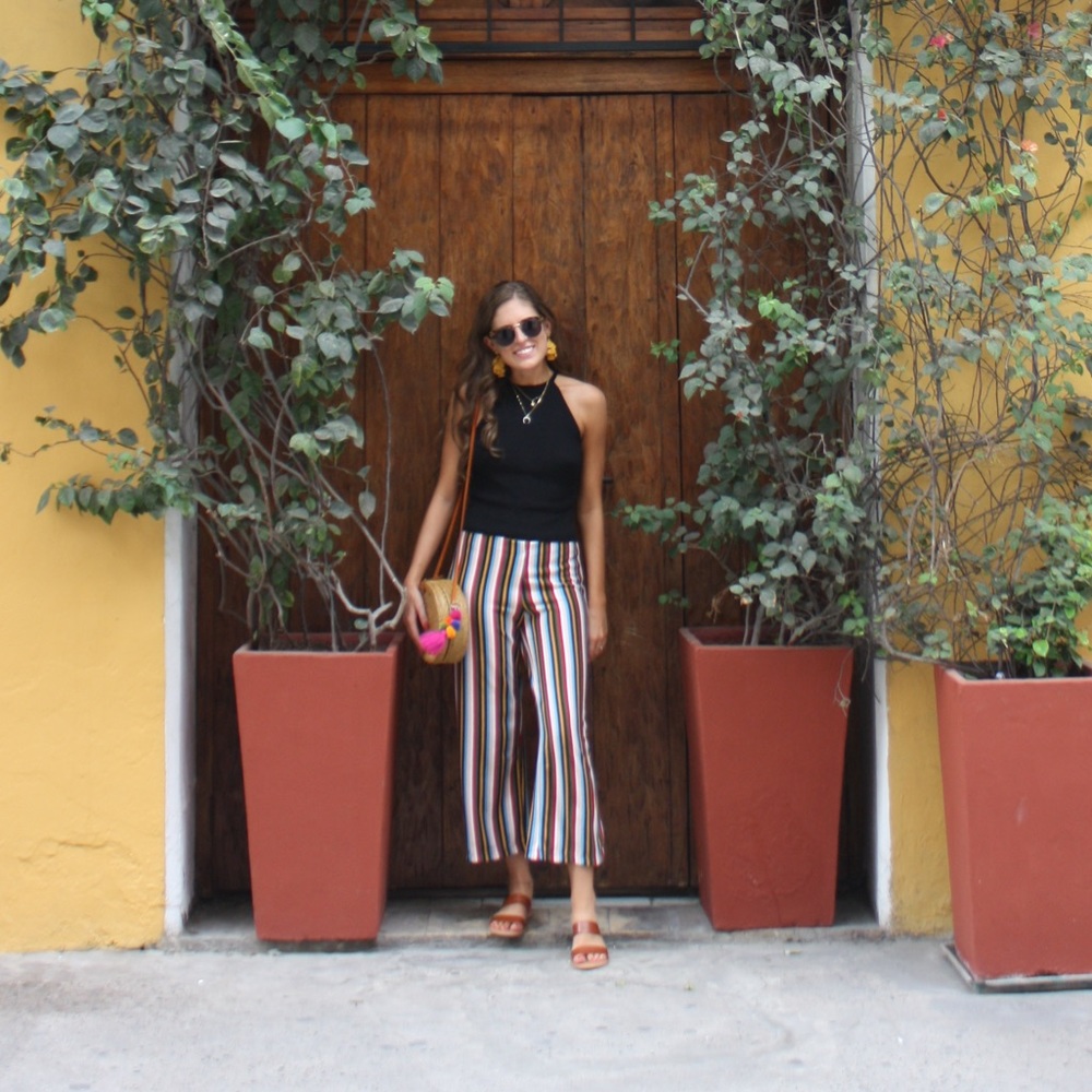 Urban Outfitters striped knit culotte pants in size S - P